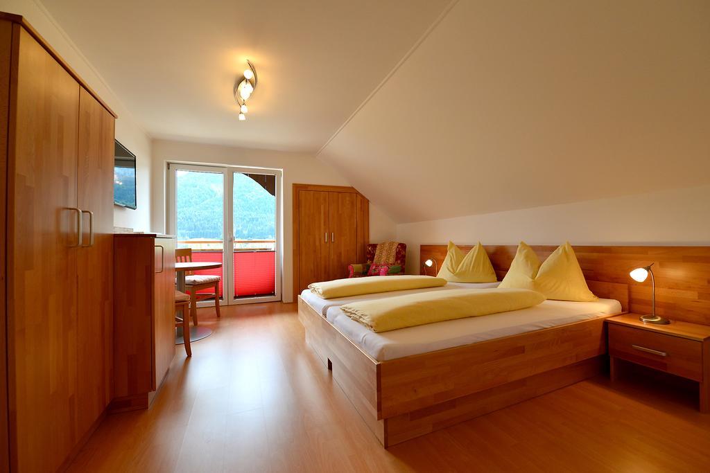 Haus Kalt Apartment Weissensee Exterior photo